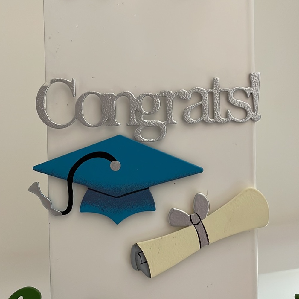 ❤️ 5/$25 - Magnet set - Congrats/graduation